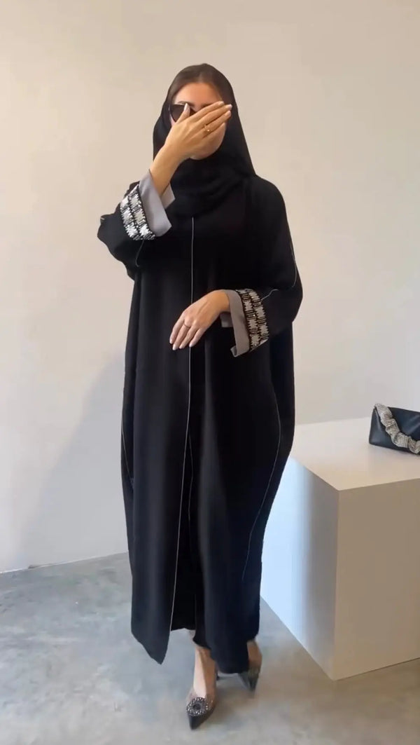 Classic Black Abaya-Pure Simplicity, Maximum Style ABAYA ONLINE