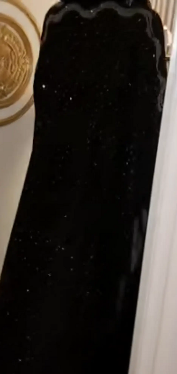 Black Sparkly Abaya – Elegant Evening Wear with Subtle Shine ABAYA ONLINE