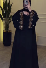 ELEGANT BLACK ABAYA