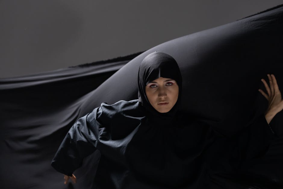 Abaya Same Day Delivery: Get Your Luxury Dubai-Made Abayas Within Hours