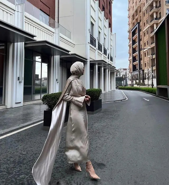 IYA LUXURY ABAYA ONLINE