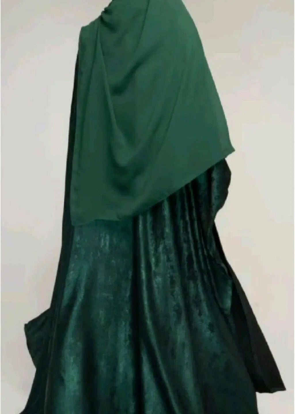GREEN VELVET ABAYA ONLINE