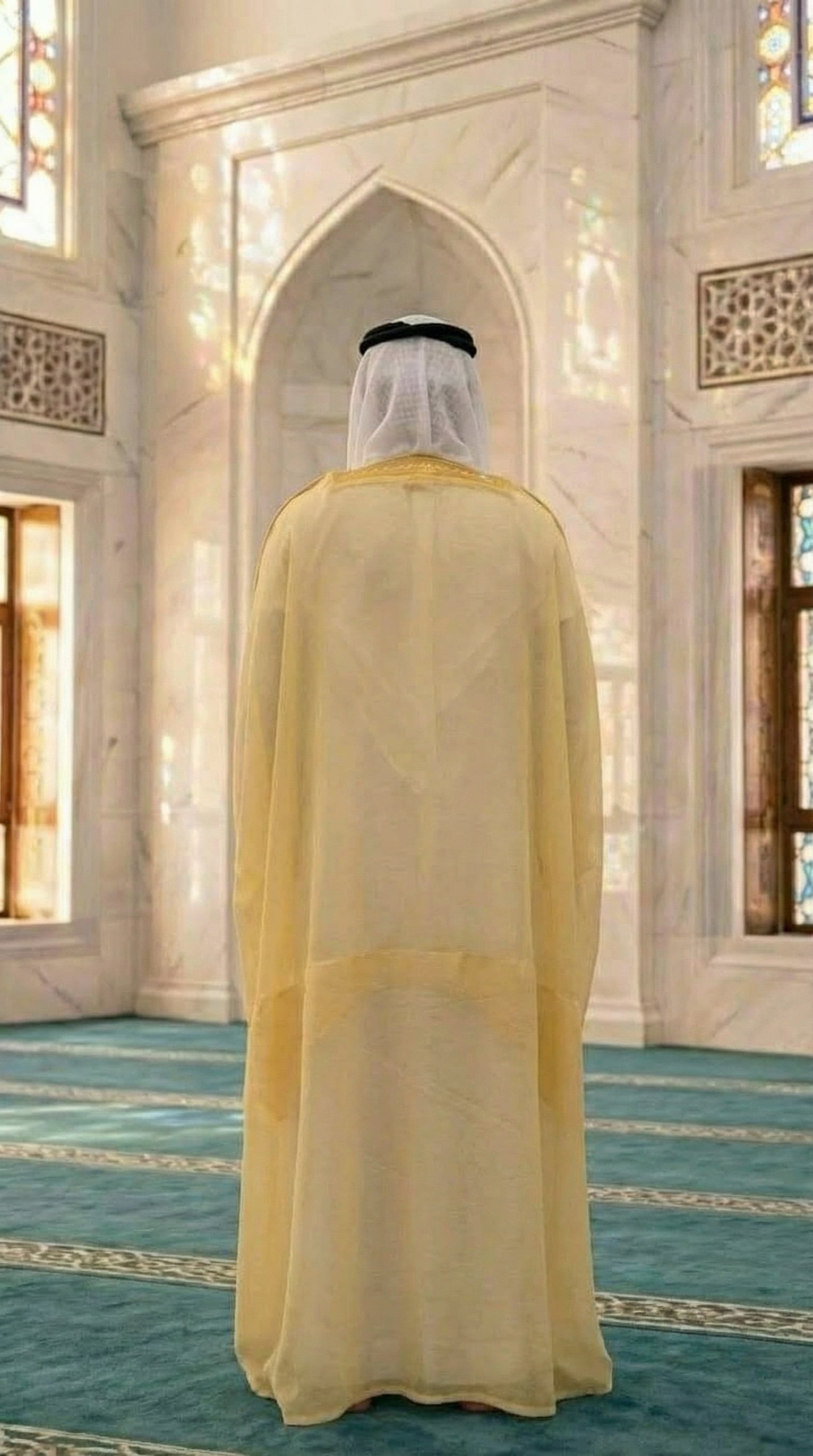 ROYAL YELLOW BISHT