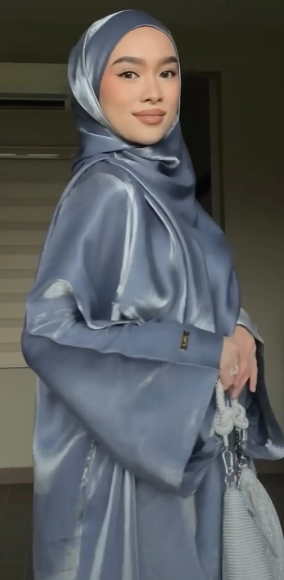 SHINY GREY ABAYA ONLINE