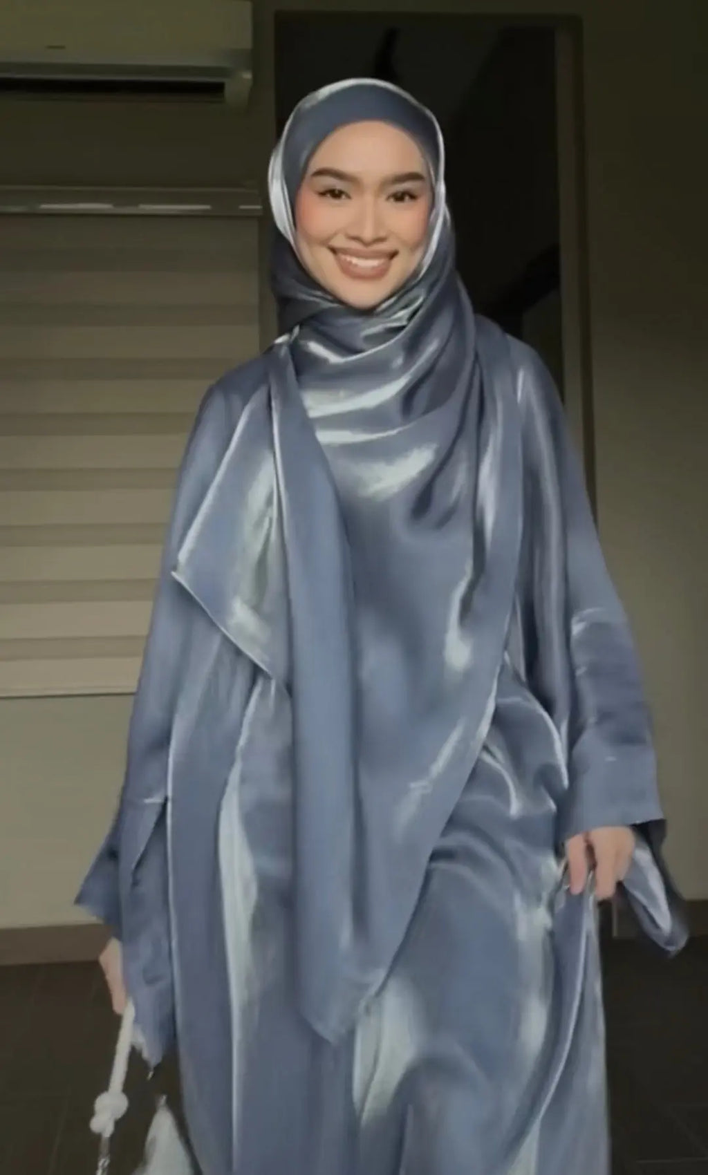 SHINY GREY ABAYA ONLINE
