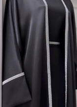 SUBTLE BLACK ABAYA ONLINE
