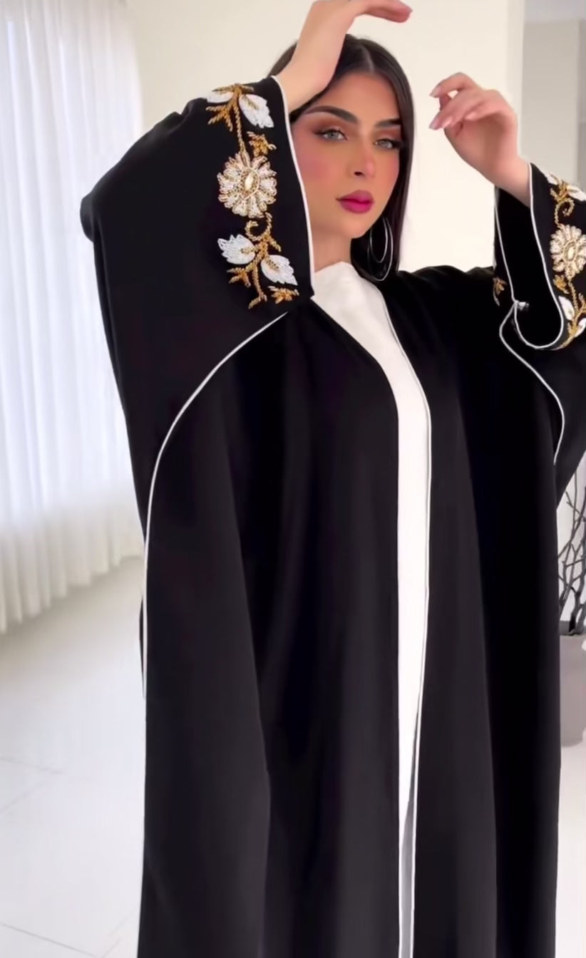 BLACK & WHITE ABAYA & HIJAB SET